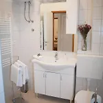 Vincent Apt. In Old Town Centre Apartman *