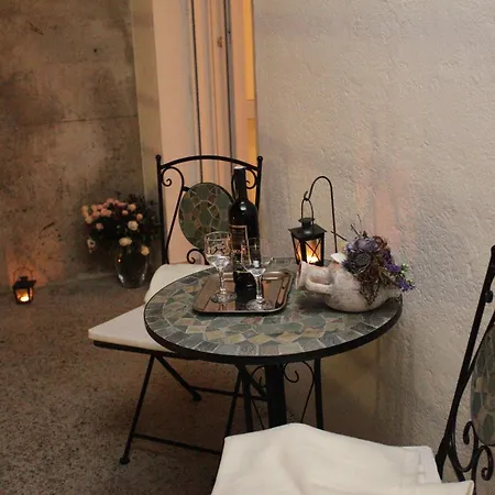 Vincent Apt. In Old Town Centre *
