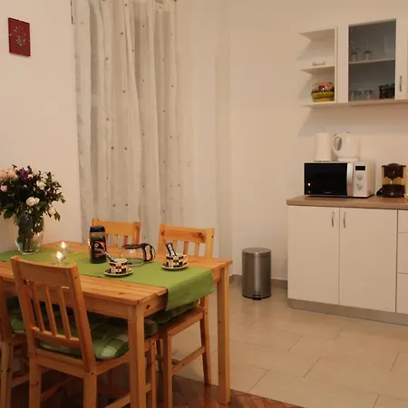 Vincent Apt. In Old Town Centre