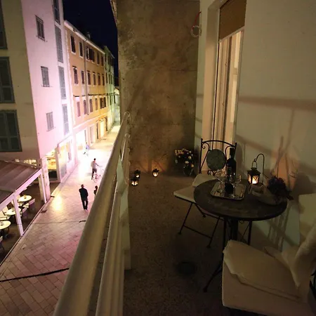 Apartment Vincent Apt. In Old Town Centre *