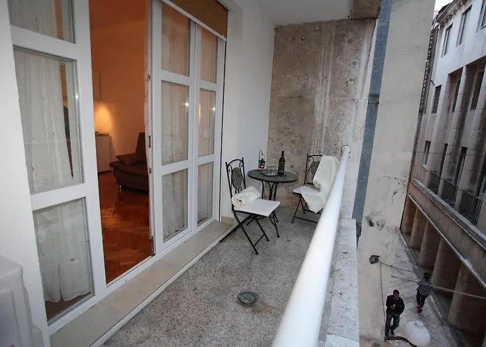 Apartment Vincent Apt. In Old Town Centre